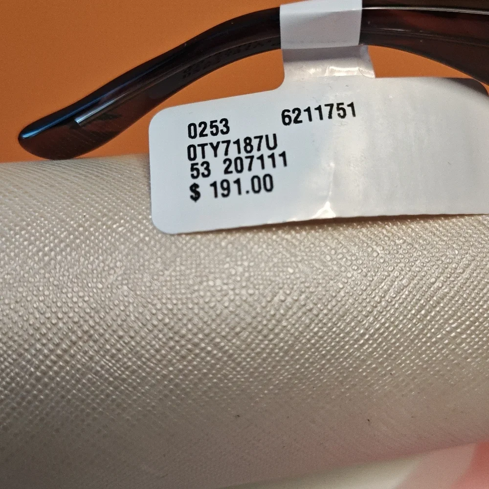 Tory Burch Black Tortoise Shell Color Sunglasses - Picture 6 of 8